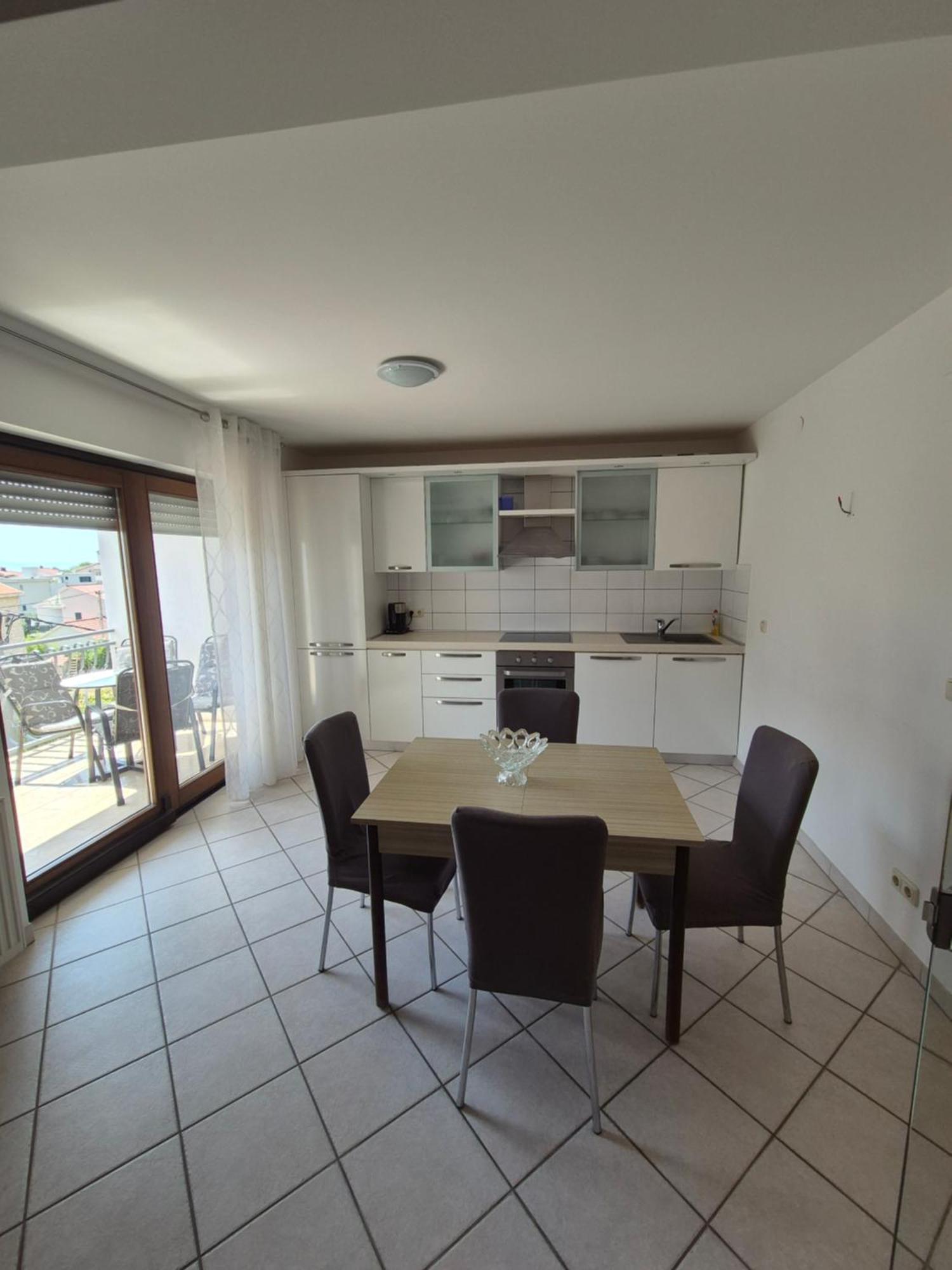 Apartments And Rooms Mamic Dugi Rat Exterior foto